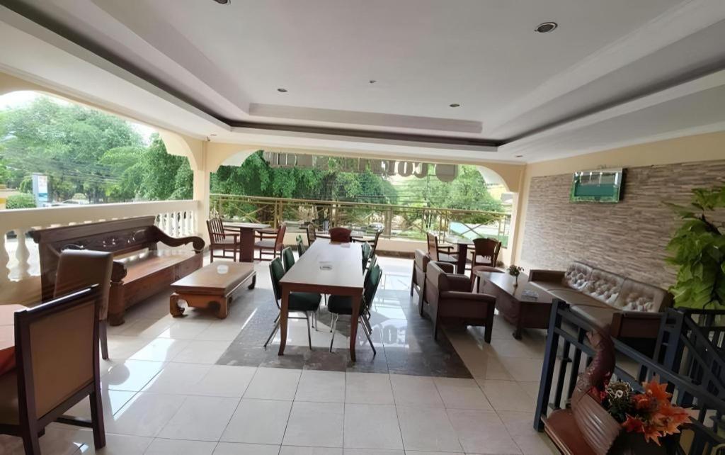 Mahadria Hotel سيرانغ المظهر الخارجي الصورة