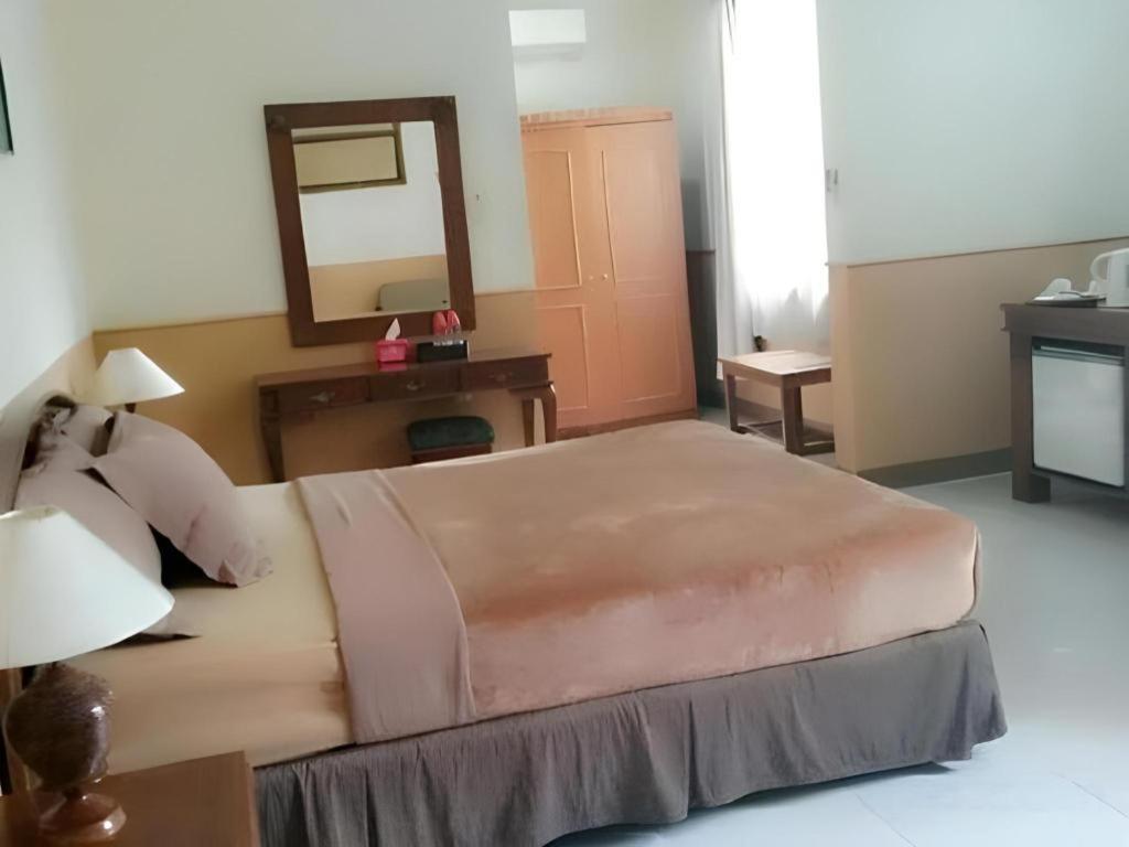 Mahadria Hotel سيرانغ المظهر الخارجي الصورة